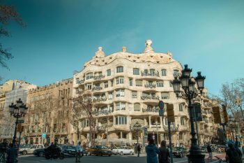 Análisis sobre incumplimiento de contrato de compraventa de vivienda con arras penitenciales en Cataluña. ¿Cómo gestionarlo?