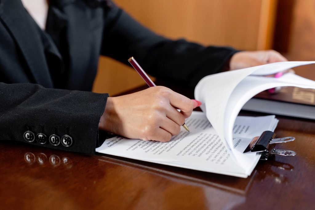 Pasos para preparar un recurso contencioso administrativo en vía judicial