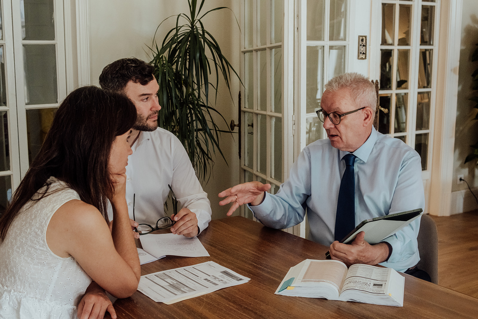 abogados expertos en hacienda garon
